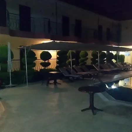 Palmeras 2*