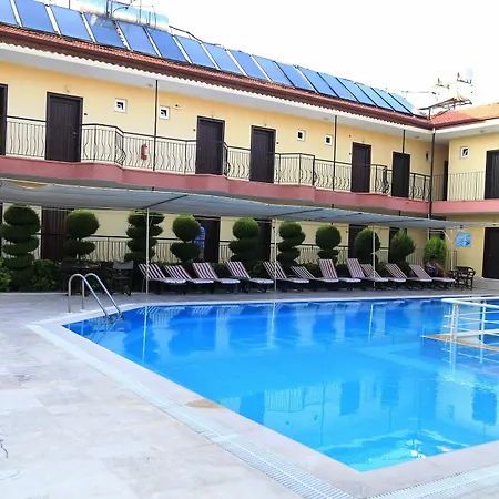 فندق Palmeras Çamyuva